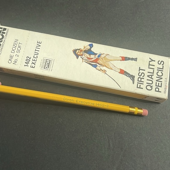 Vintage Dixon one dozen no 2 soft pencils 1402 executive - Picture 7 of 10